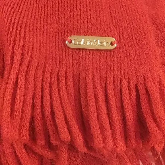 Scarf - Picture 3 of 4